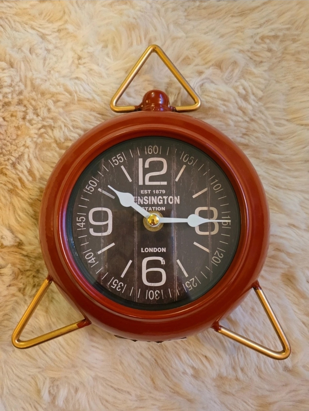 Red Farmhouse Tabletop 9" Tall Clock